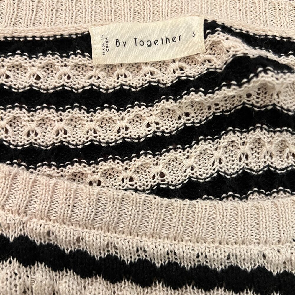 THE LATEST SCOOP - Oversized Black/White Striped Knit Sweater - S - Picture 4 of 5